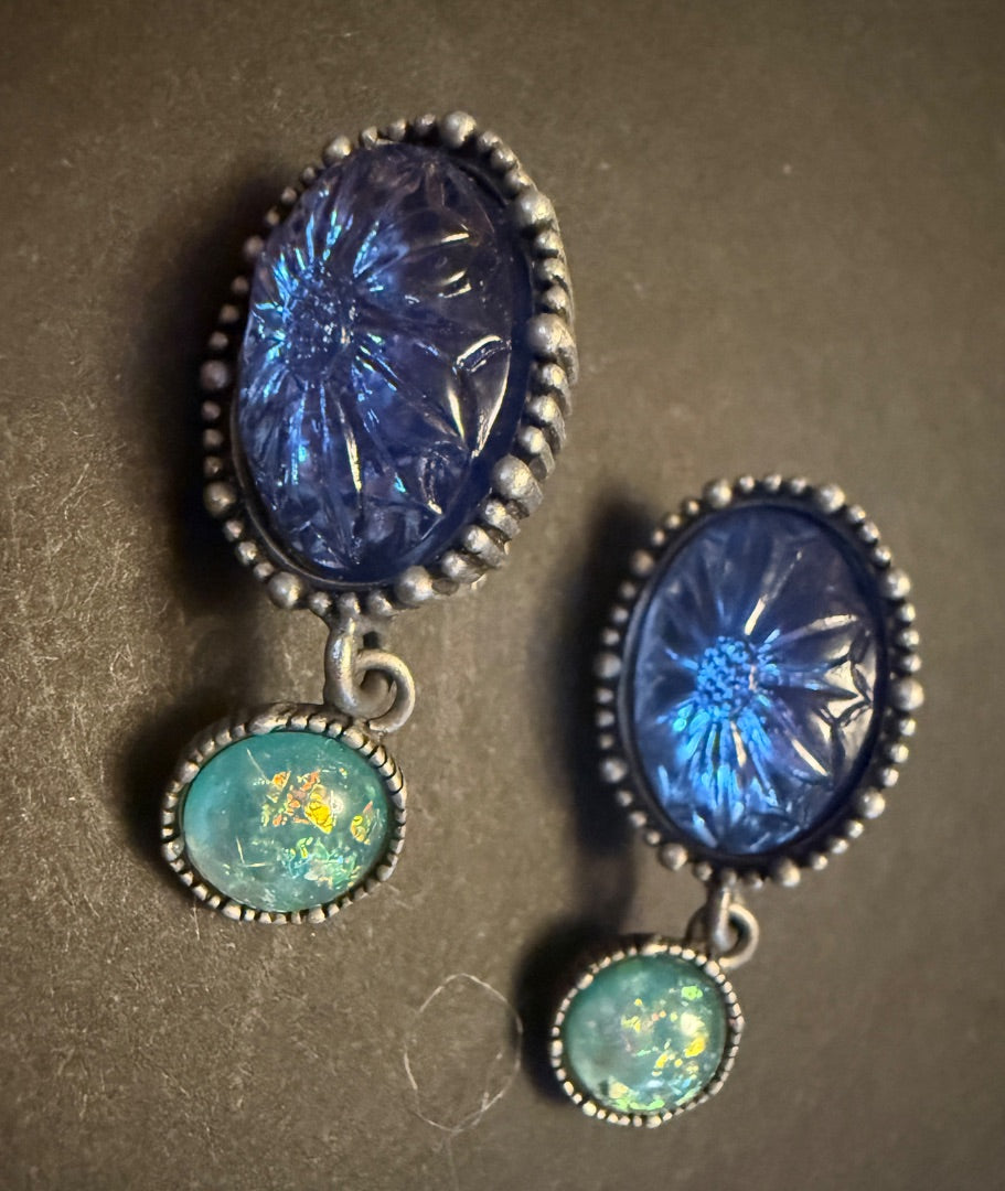 Avon Lucite Western SP Clip Earrings