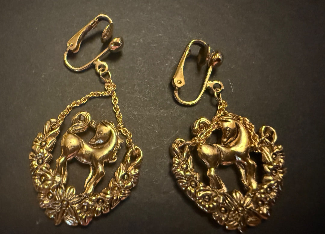 AVON Unicorn Heart Clip Earrings