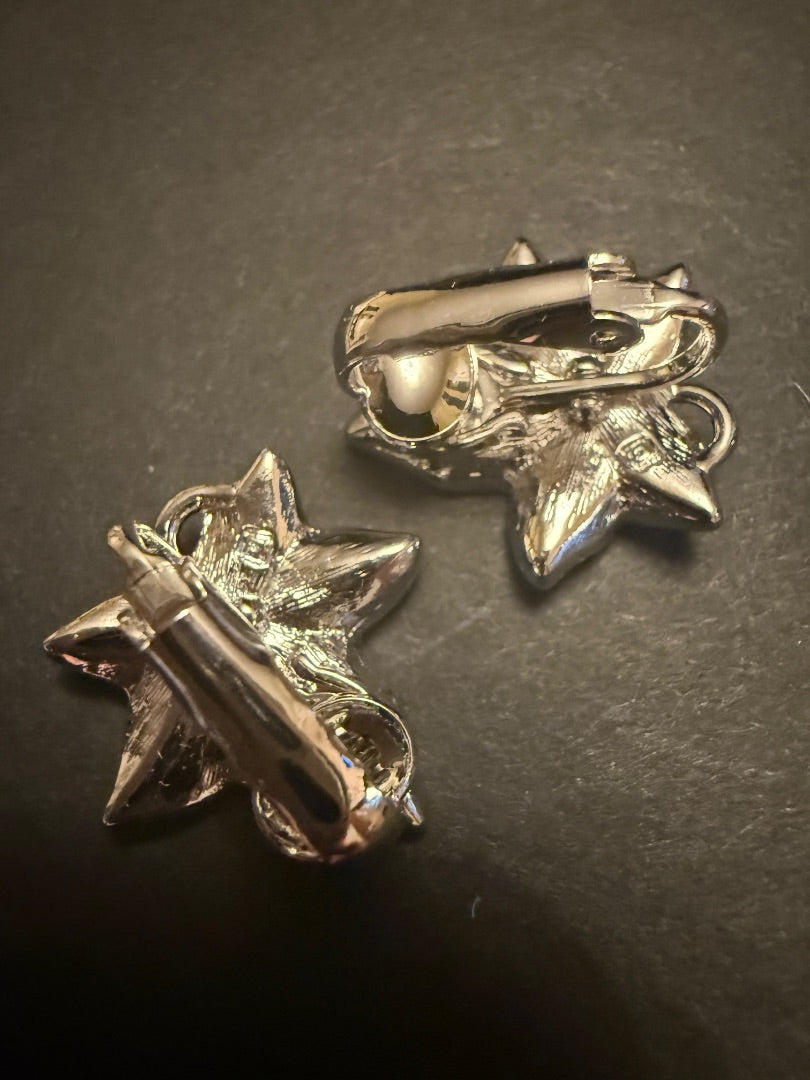 AVON Holly Berry Clip Earrings