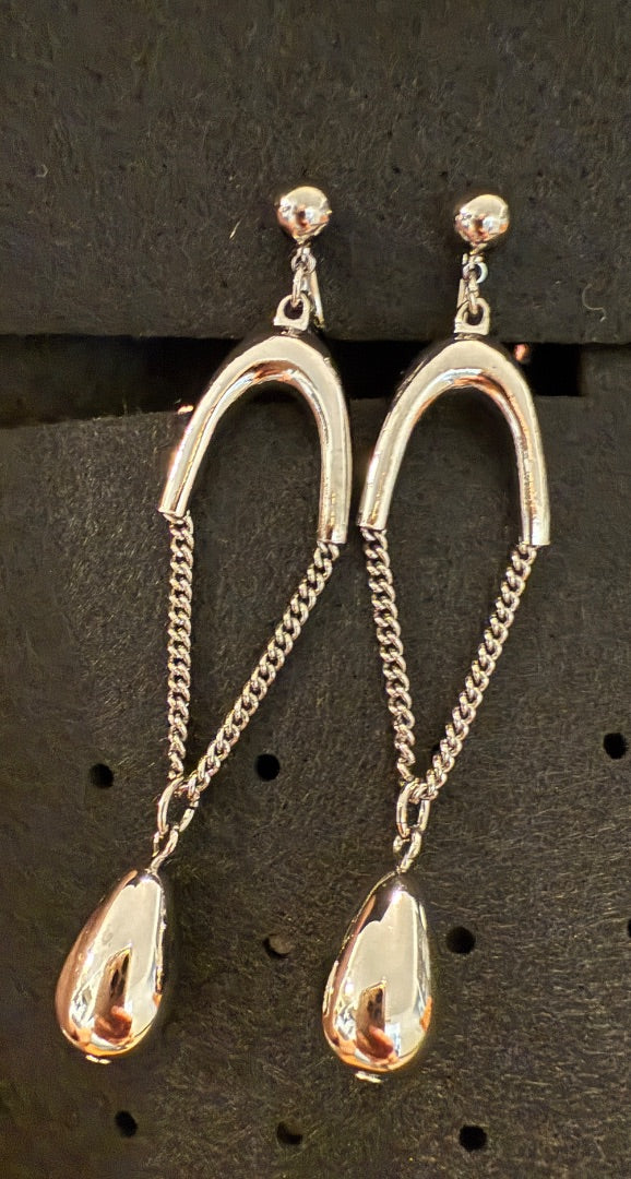 Silver dangle clip earrings