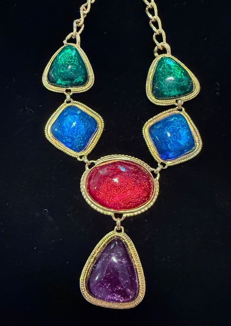 AVON KJL Caprianti Cobochon Necklace