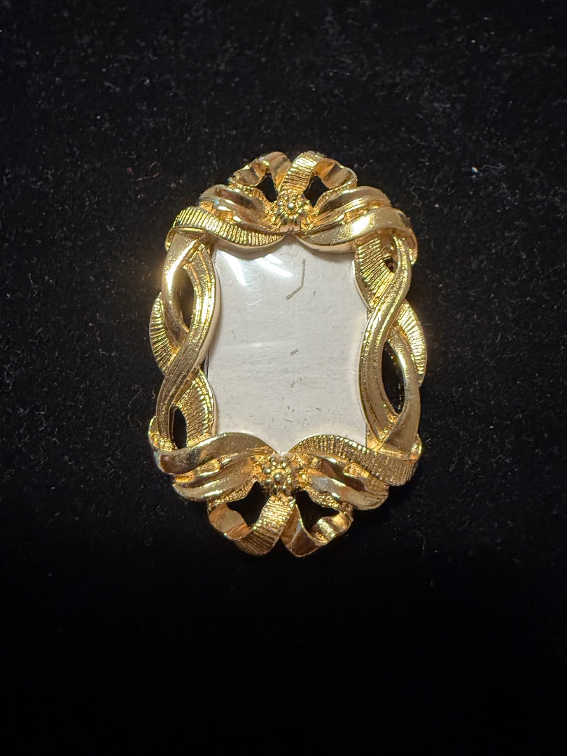 AVON Picture Frame Brooch