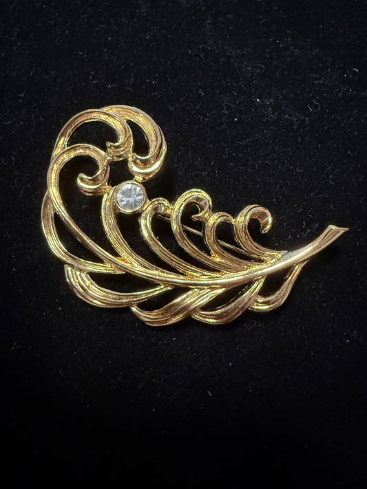 Precious Plume collection Brooch