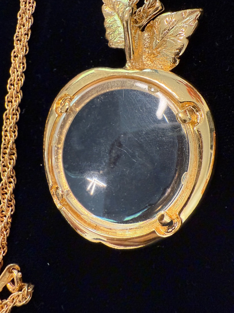 1992 Apple Magnifying glass pendant Necklace