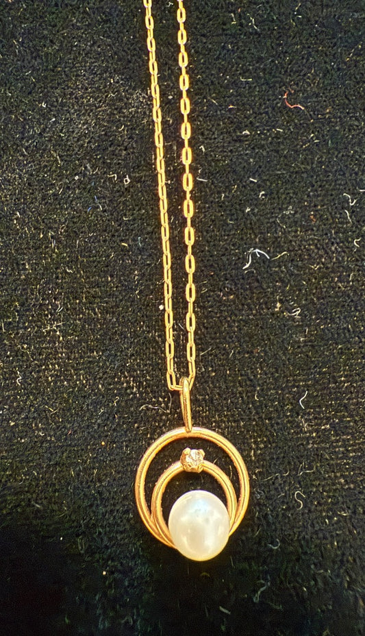 14kGP Pearl Gold Avon Necklace