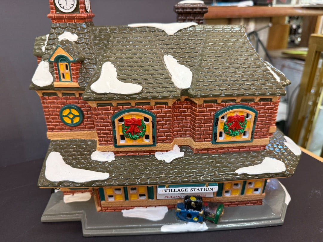Department 56 Village Station