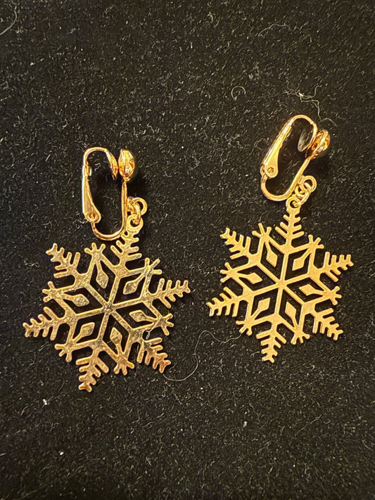 Avon Gold Tone Snowflakes Christmas Clip Earrings