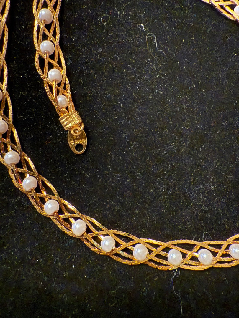Pearl Gold woven Avon Necklace