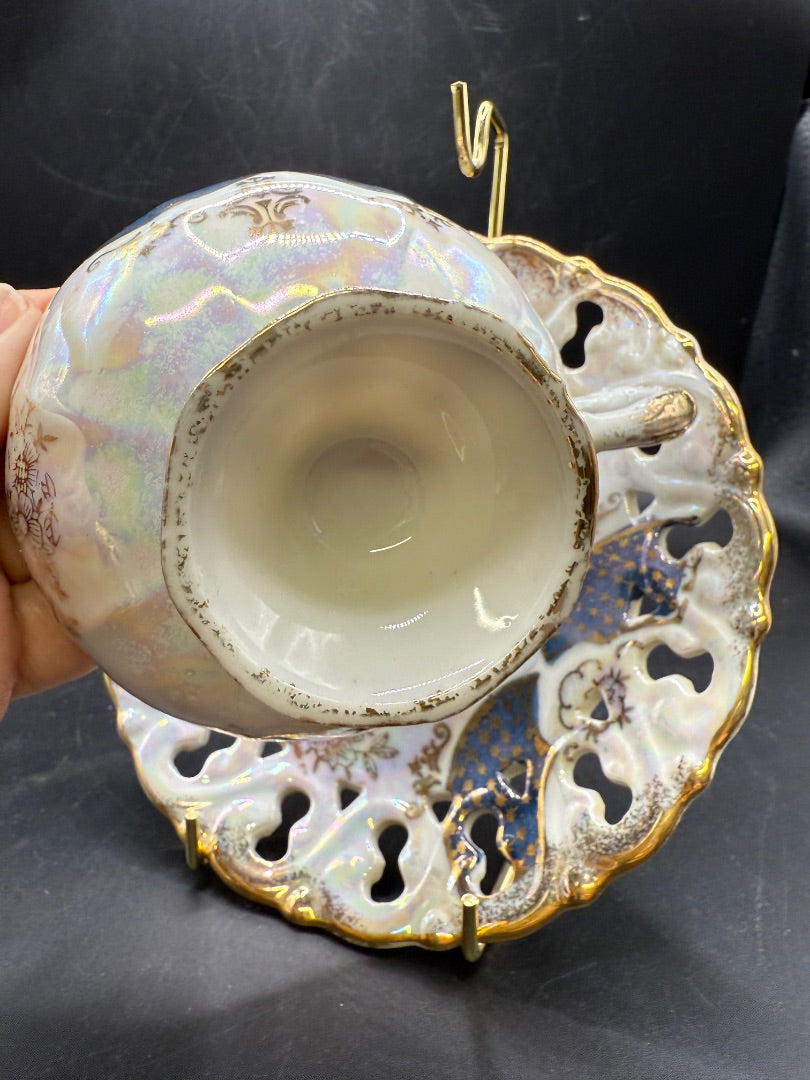 Lusterware Teacup set as is