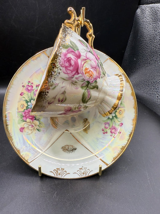 Lusterware Gold Teacup roses