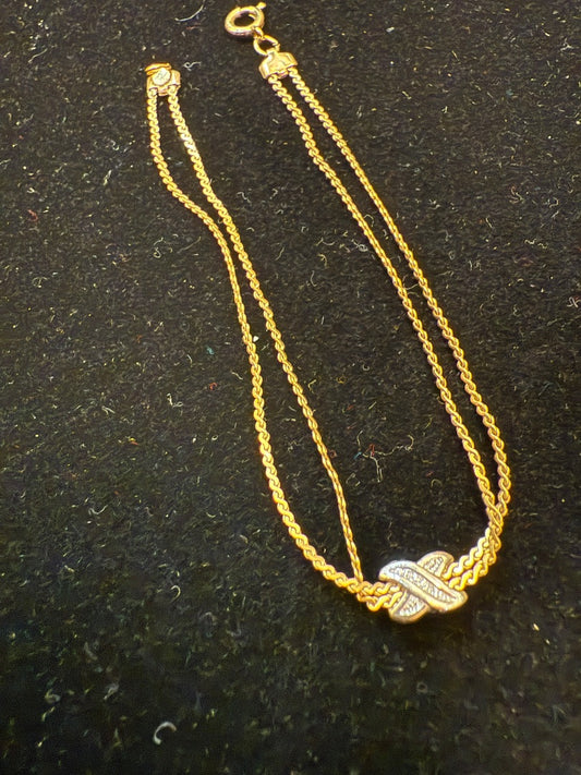 Avon X  Small Chain Bracelet