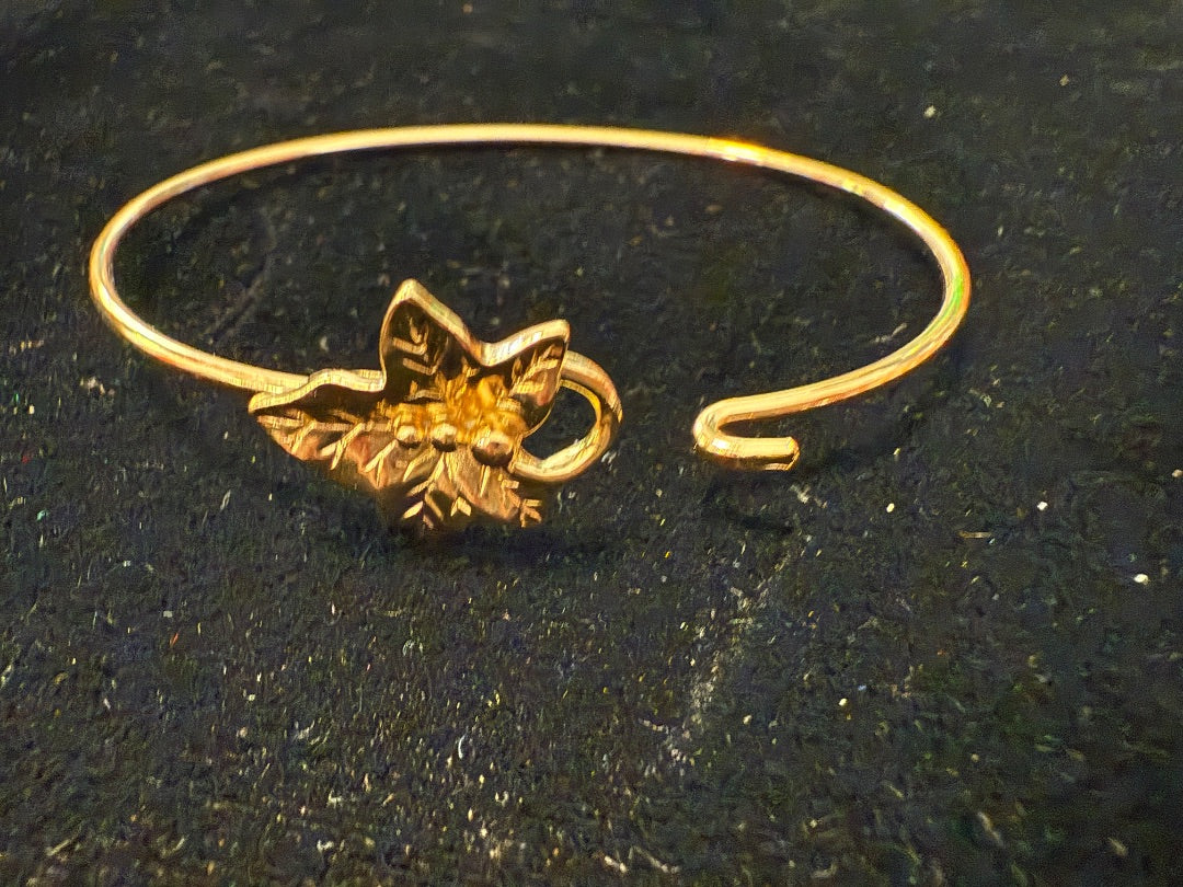 Leaf bracelet gold tone bangle
