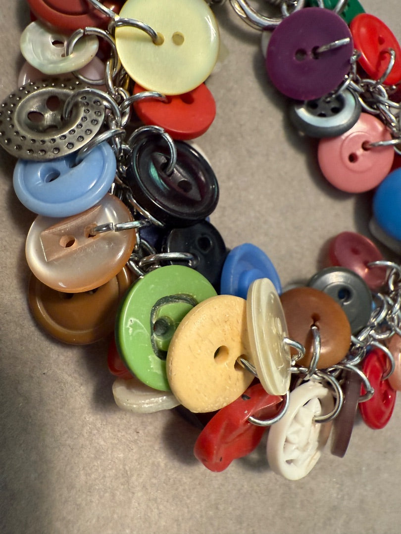 Avon Button Brangle Bracelet