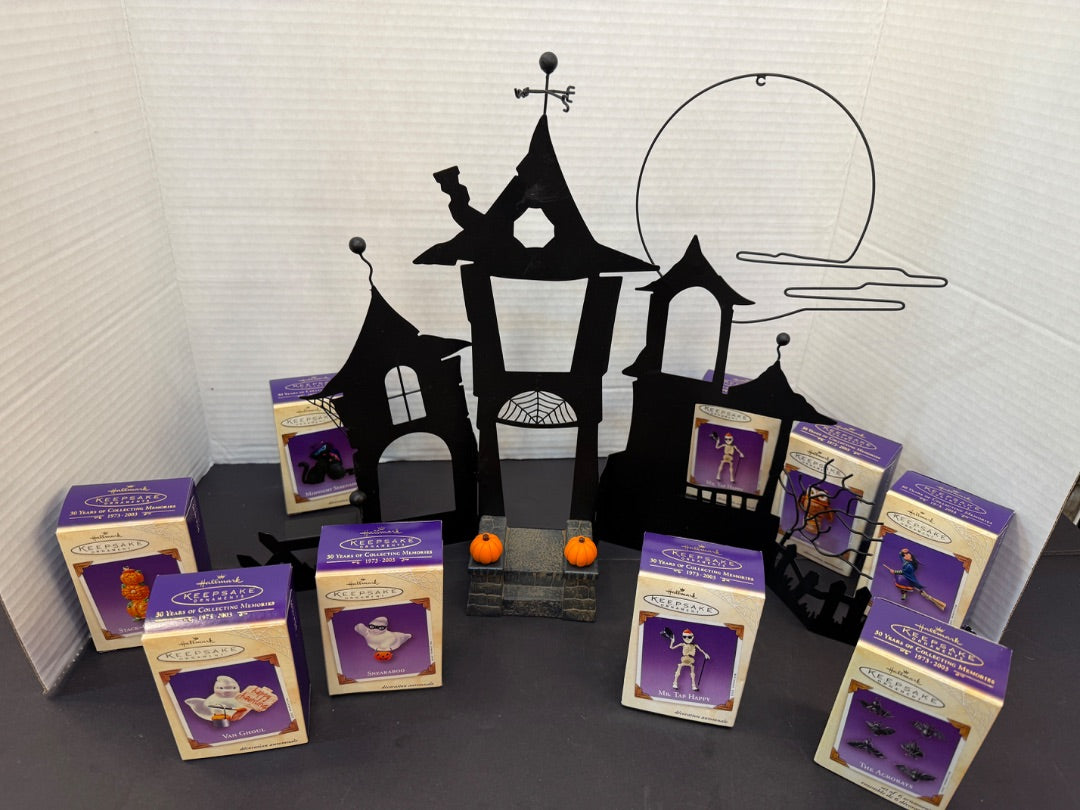 2003 Hallmark Halloween set