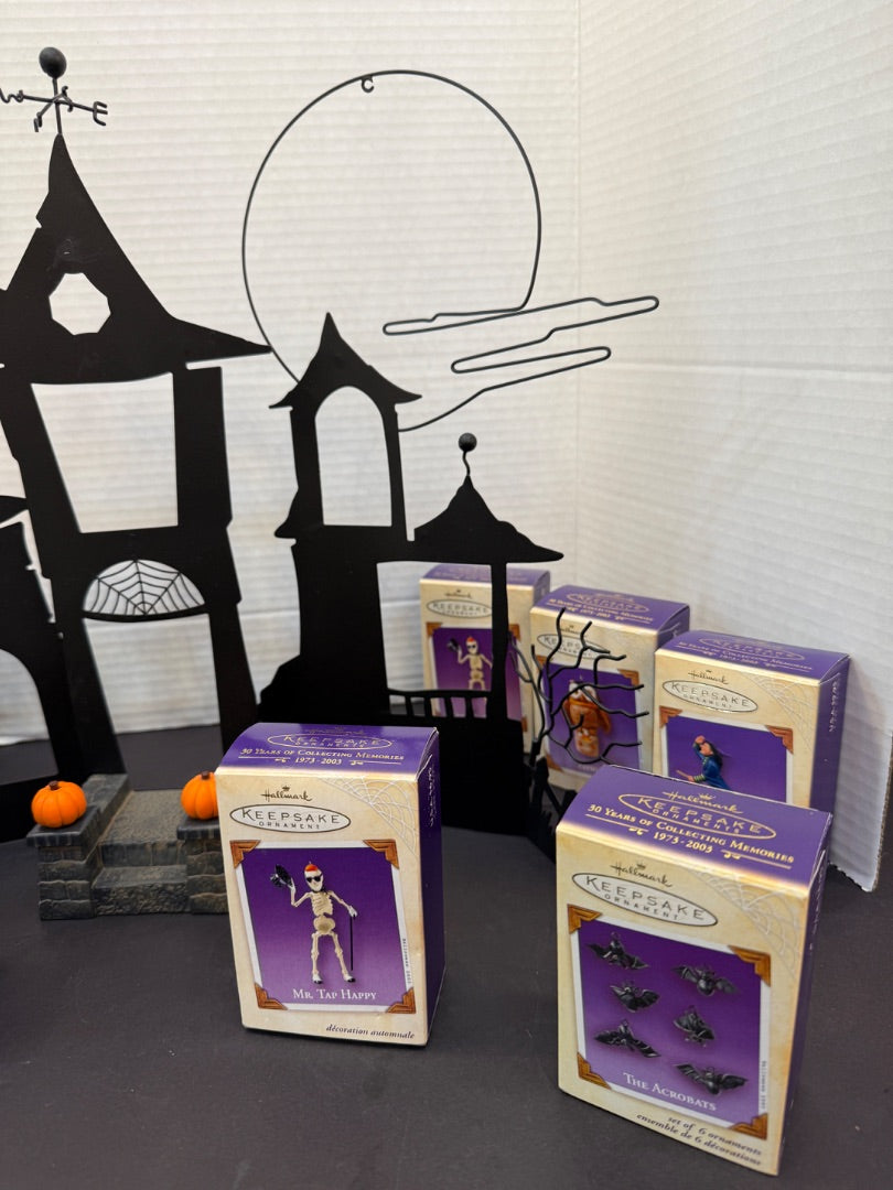 2003 Hallmark Halloween set