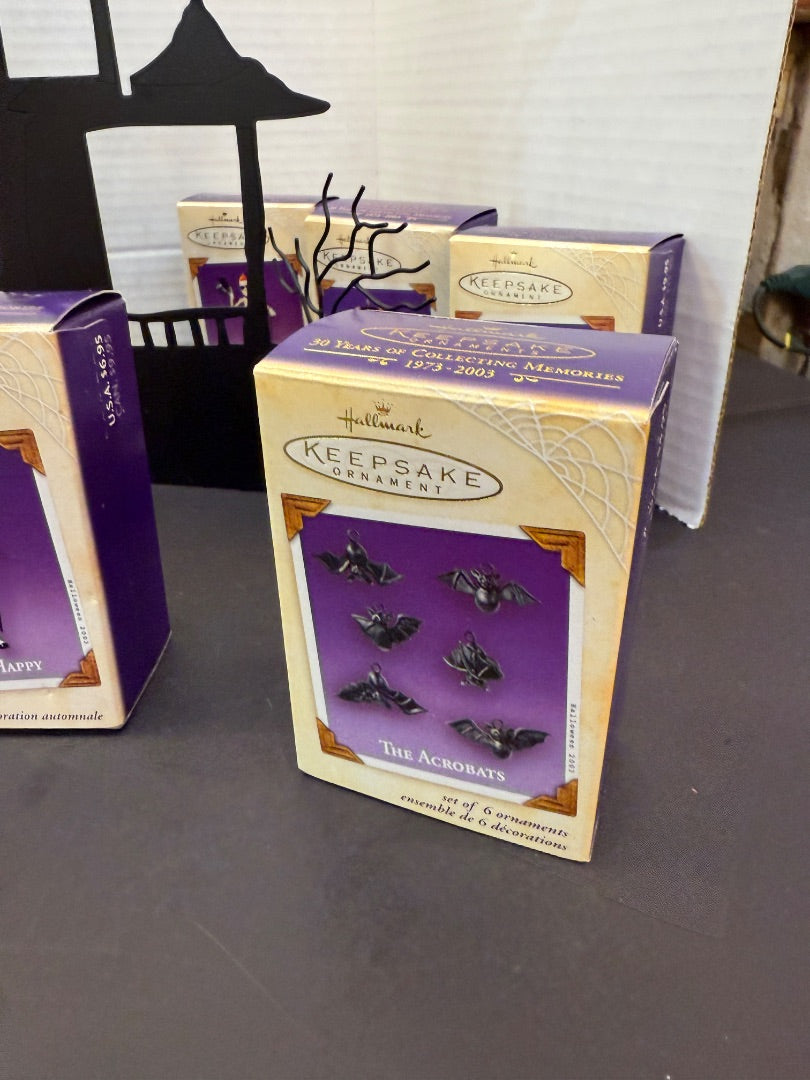 2003 Hallmark Halloween set