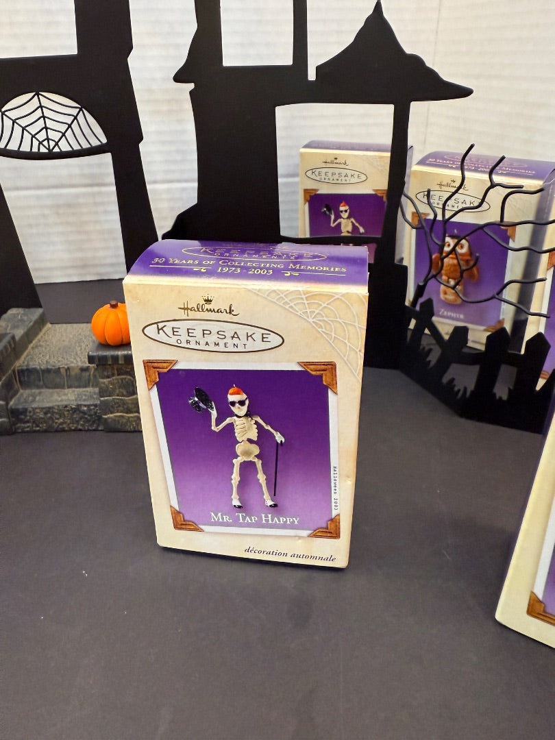 2003 Hallmark Halloween set