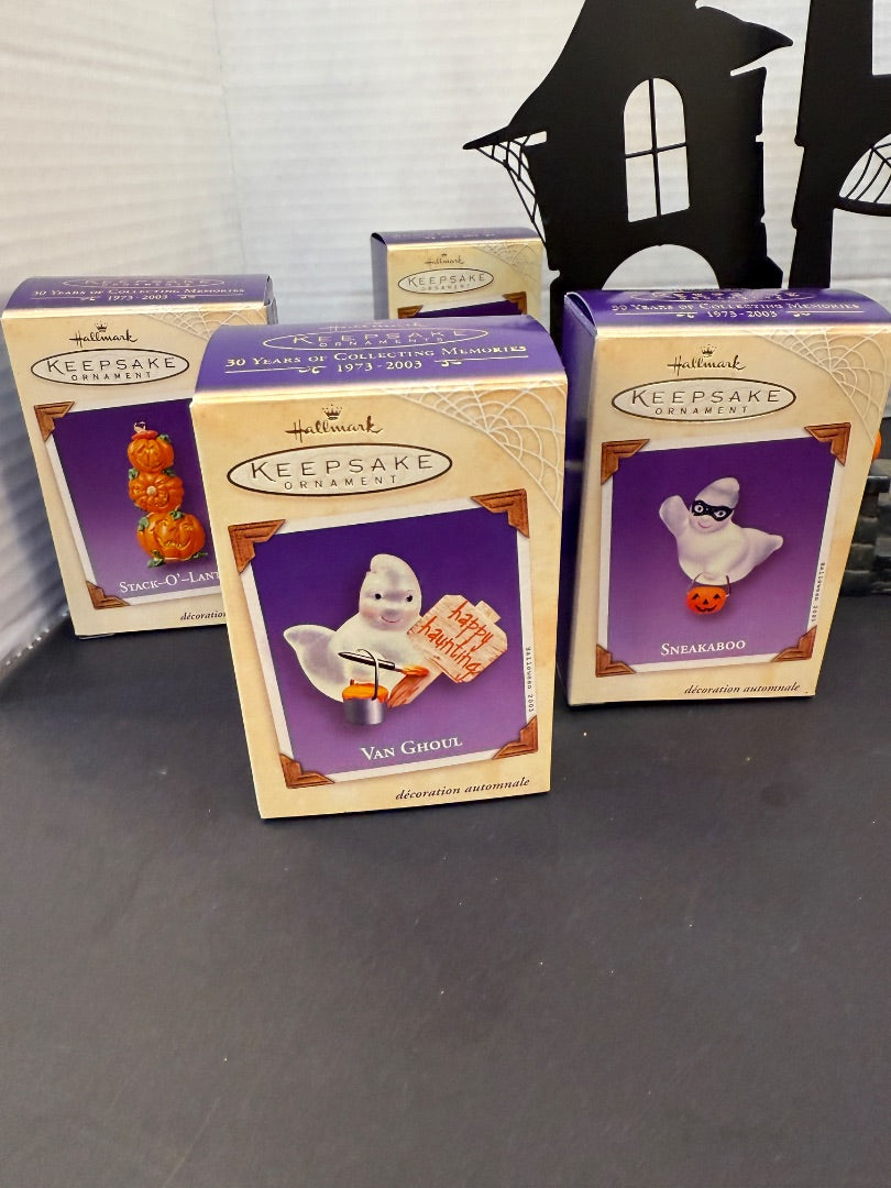 2003 Hallmark Halloween set