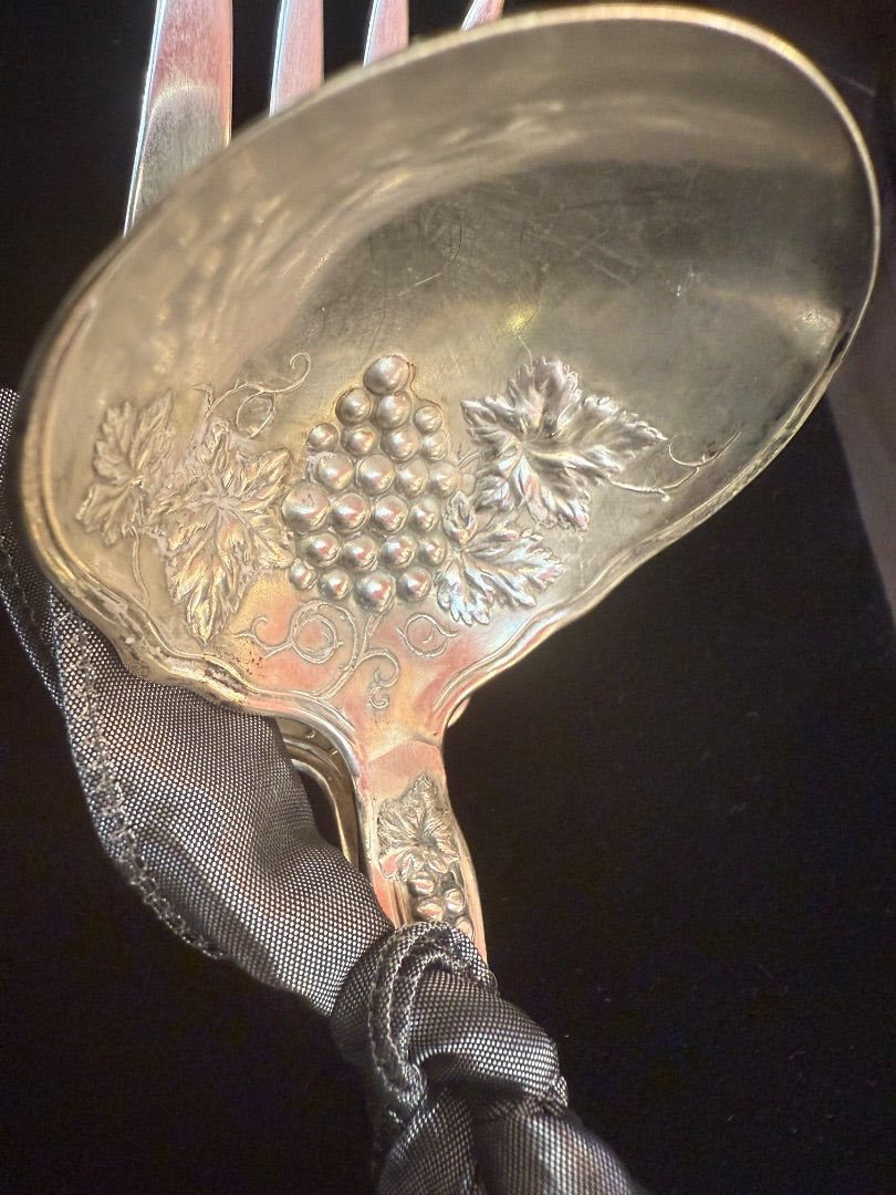 SILVERPLATE serving spoon fork