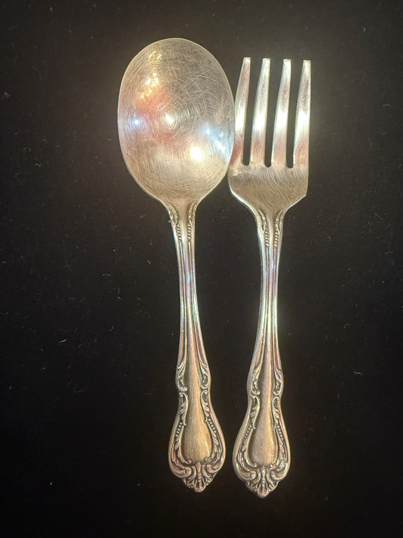 Child’s silverware set