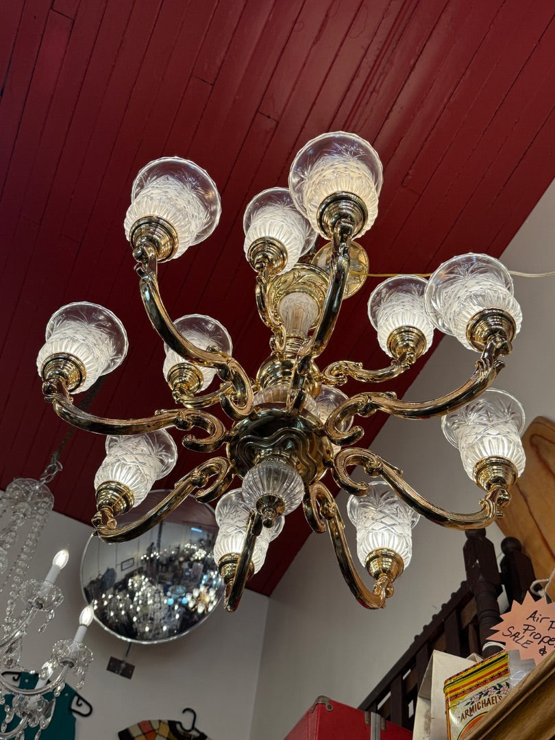 12 light Brass 70’s