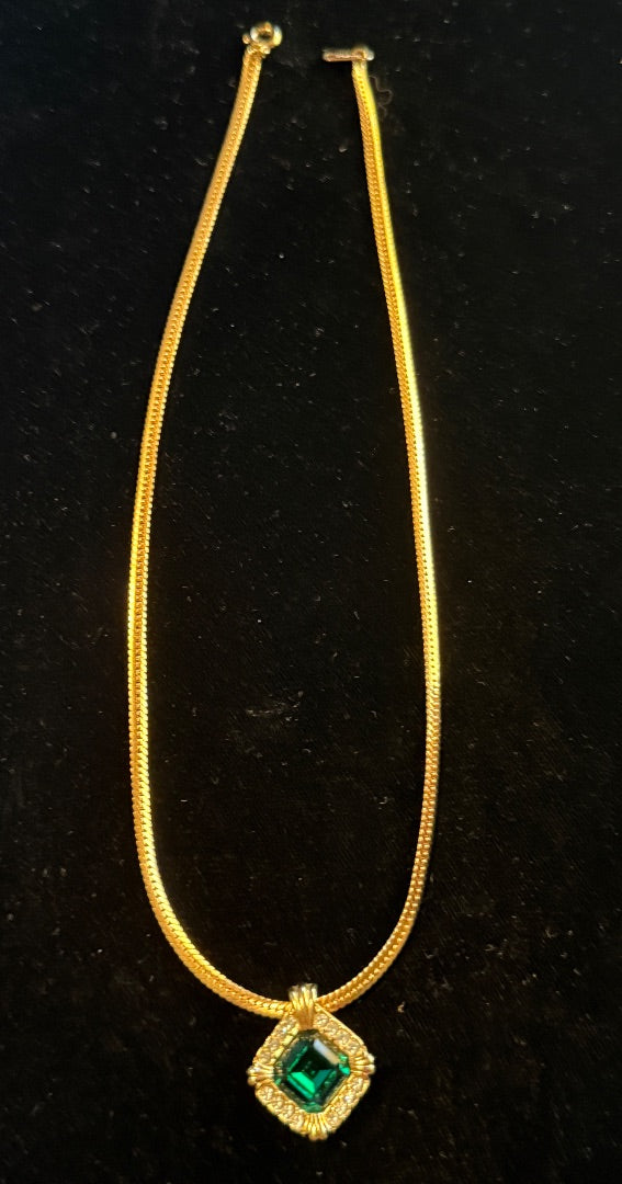 16" Gold Toned Emerald Avon Necklace