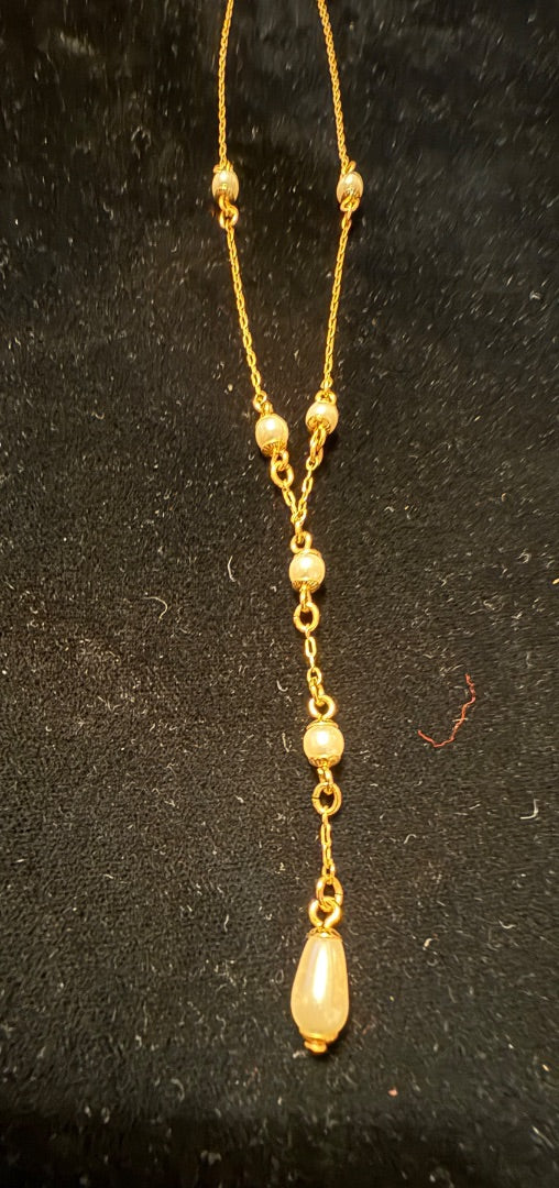 Petite Pearl Dangle Avon Necklace