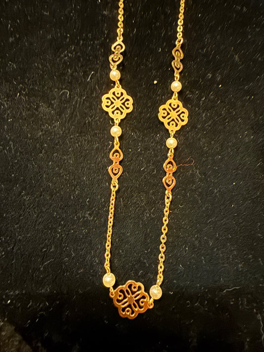 1990's Gold tone Filigree 32" Avon Necklace