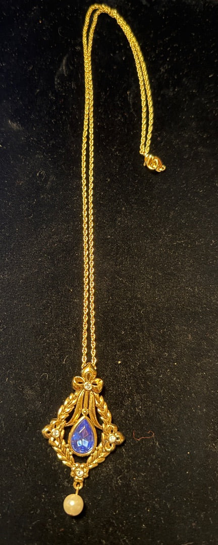 Blue Pendant Gold Toned Avon Necklace