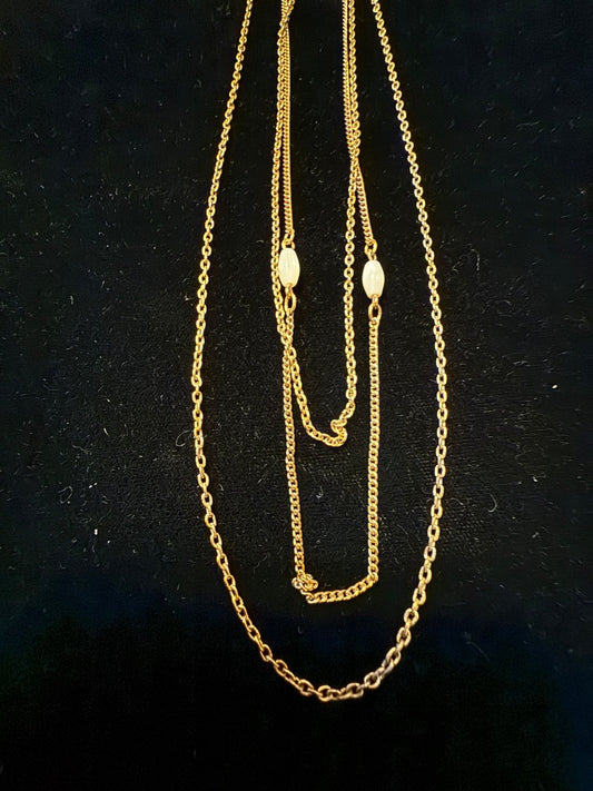 3 strand Vtg Avon Necklace