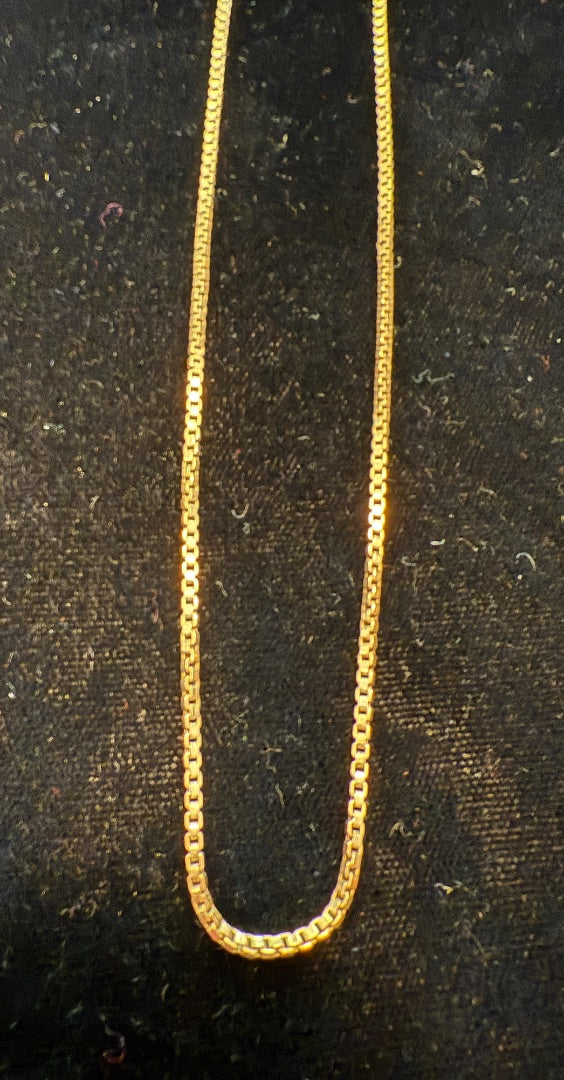 Vtg Sarah Coventry Gold Tone link Necklace
