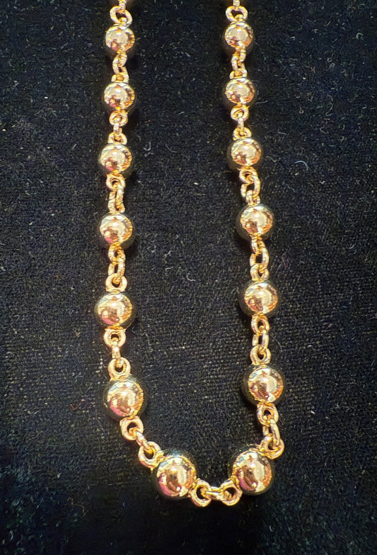 Vtg 17" Gold Tone Ball Avon Necklace