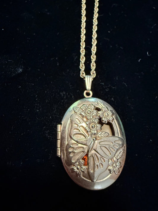 Vtg Butterfly Locket Avon Necklace