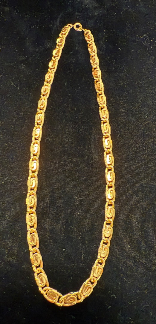 18" Paperclip Vtg Avon Chain Necklace
