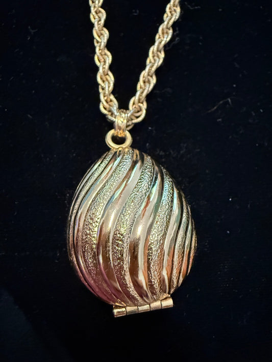 1968 Golden Charmer Perfume Locket Necklace