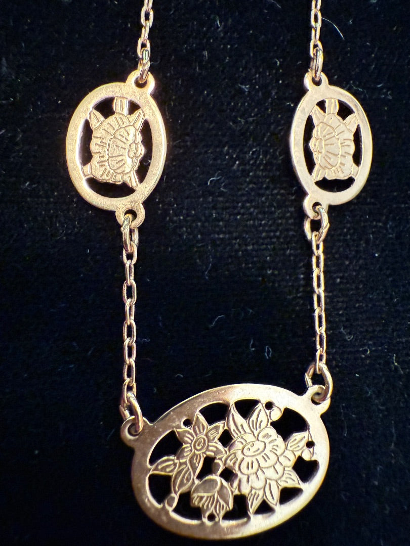 1981 Turtle Vtg Avon Necklace