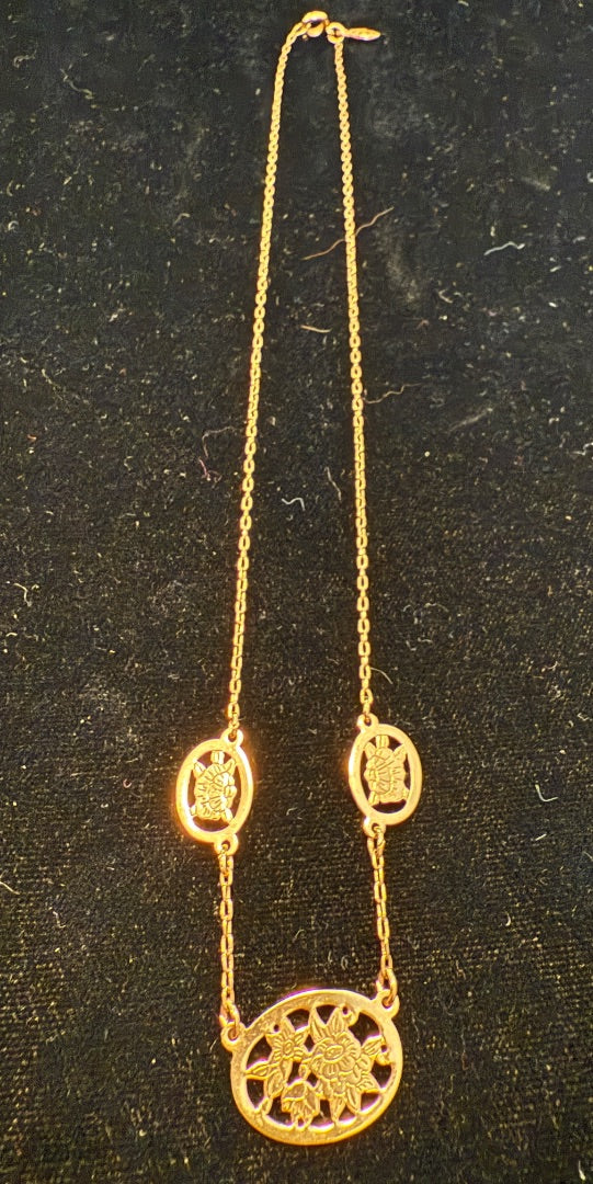1981 Turtle Vtg Avon Necklace