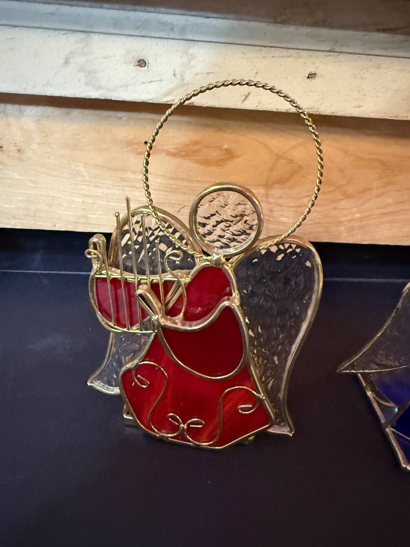 Stained glass votive candleholder