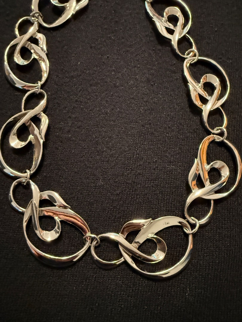 1990’s Silver Scroll Link Necklace Avon