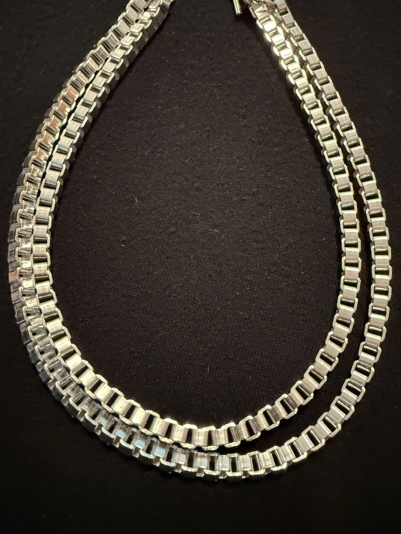 1960’s Avon Chunky Chain Necklace
