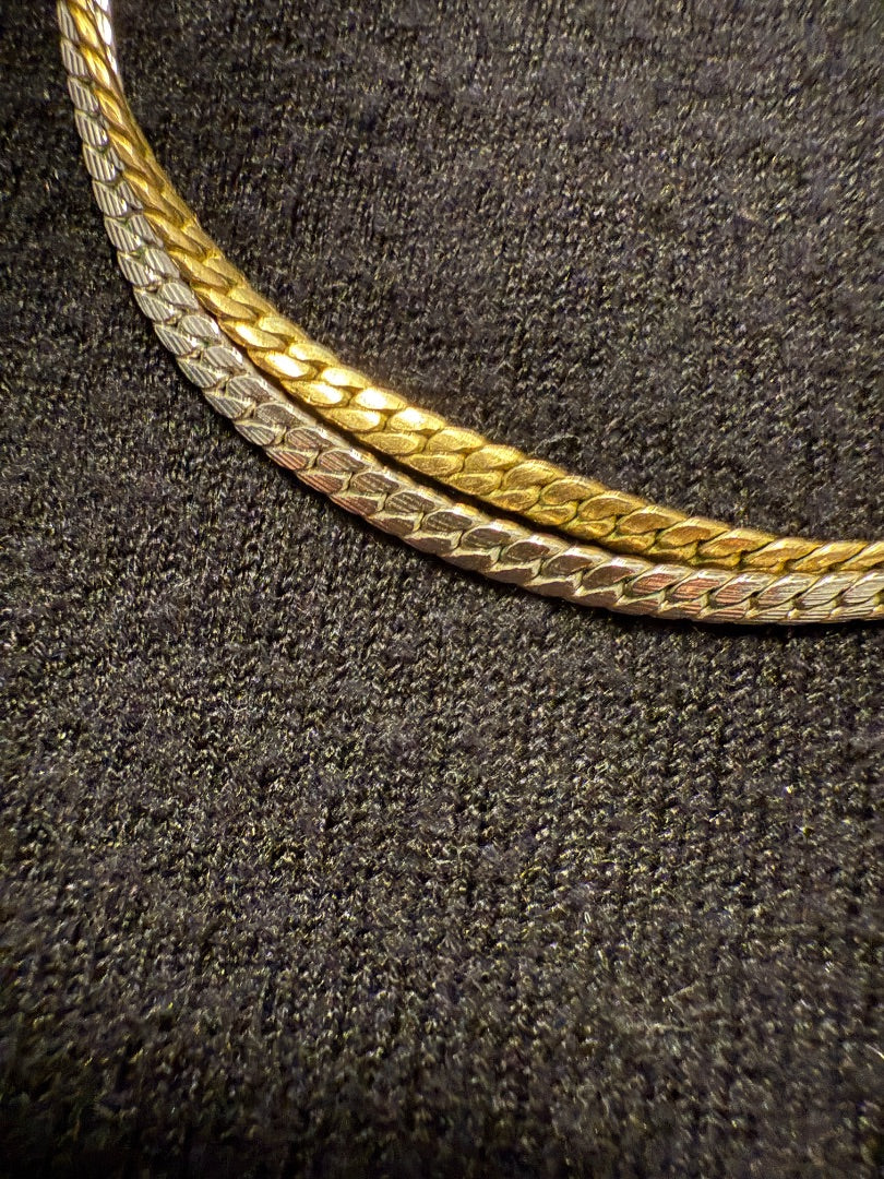 Two toner vintage Avon necklace