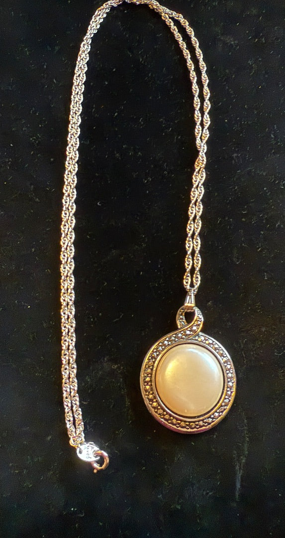 Reversable 1993 Pearl L Marcasite Necklace ===