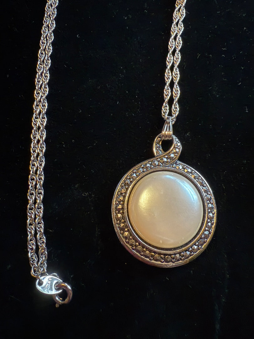 Reversable 1993 Pearl L Marcasite Necklace ===