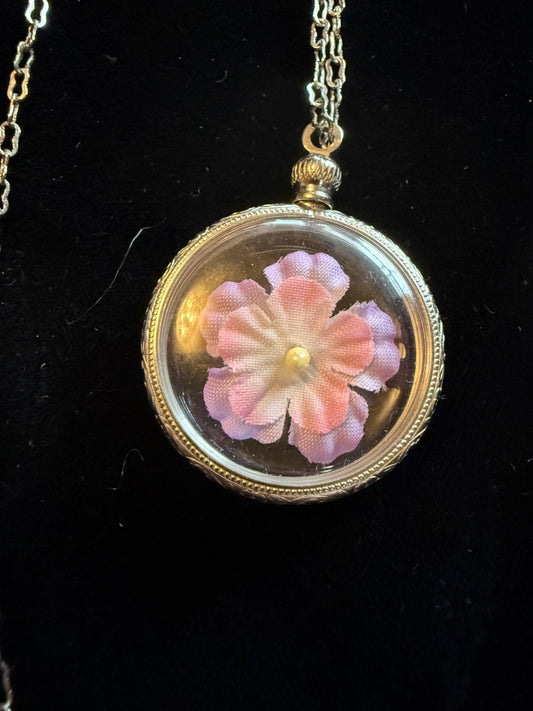 Avon encased petal necklace