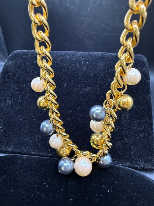 Heavy Chain Multi - Pearl Necklace