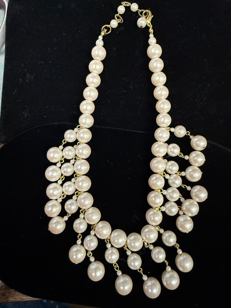 Artisan BIB Pearl Necklace