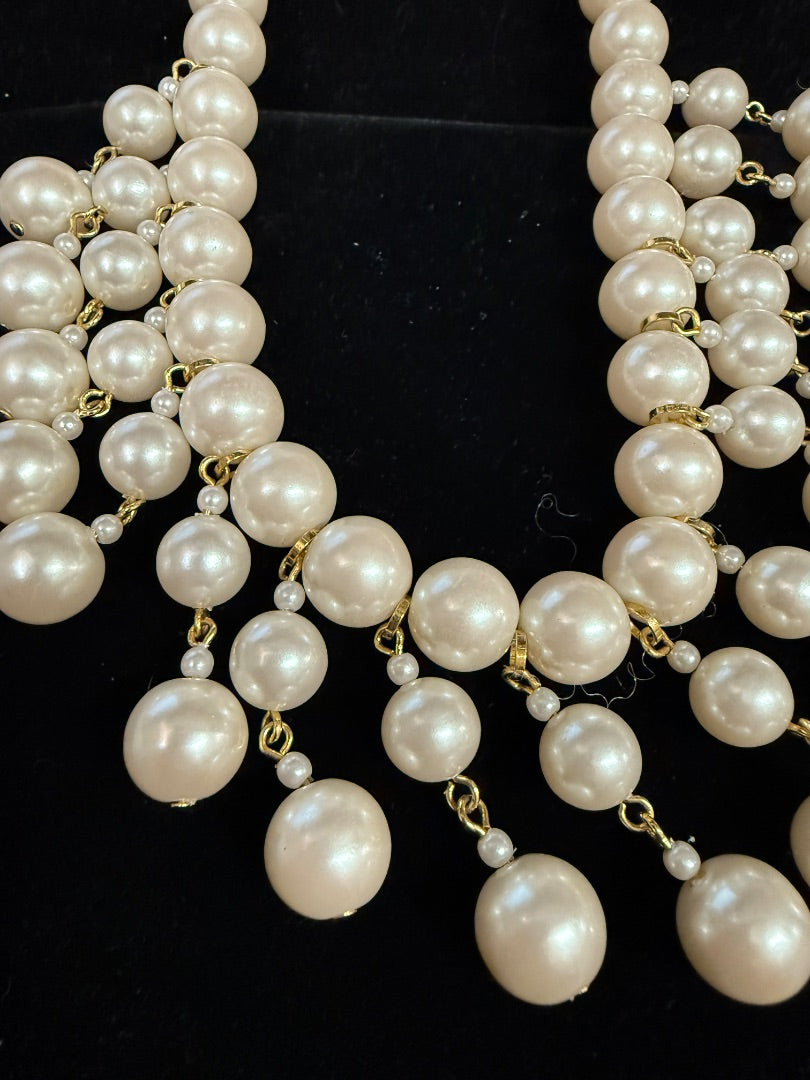 Artisan BIB Pearl Necklace