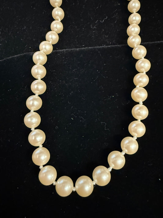 17" Short Pearl Necklace