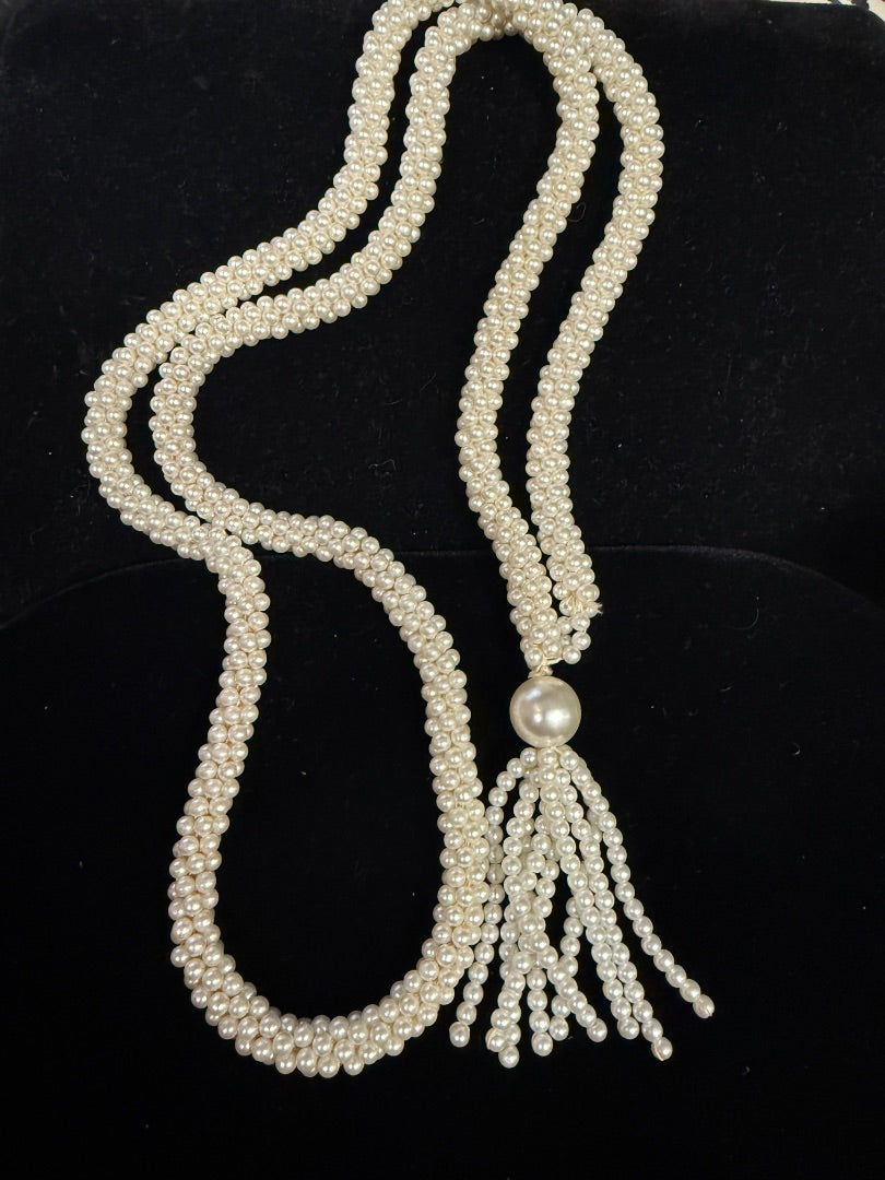 Rope Style Pearl Necklace