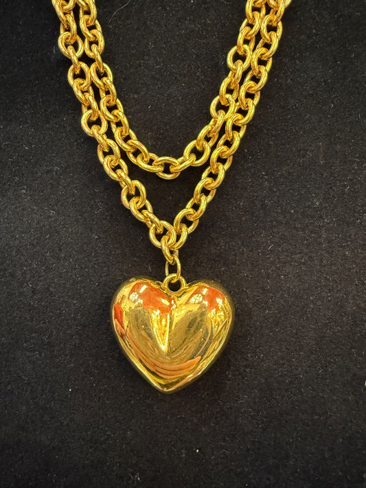 1993 Gold Avon Heart Necklace